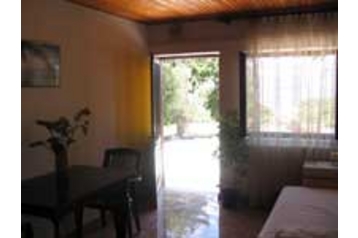 Pension de famille Lumbarda 4
